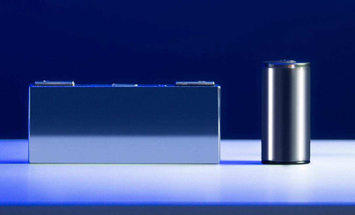 CATL signs deal to supply new cylindrical cells to BMW starting in 2025