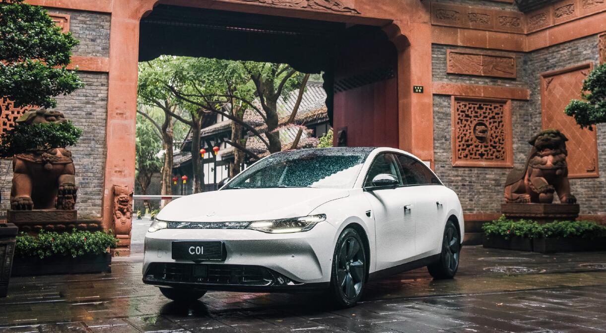 Leapmotor officially launches flagship sedan C01 ahead of Hong Kong stock market debut
