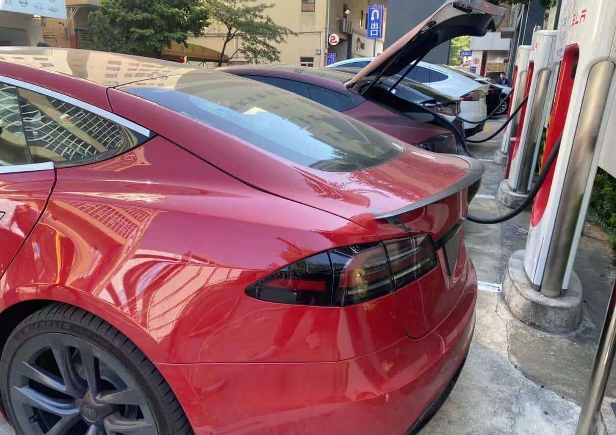 Tesla Model S Plaid spotted in China for first time