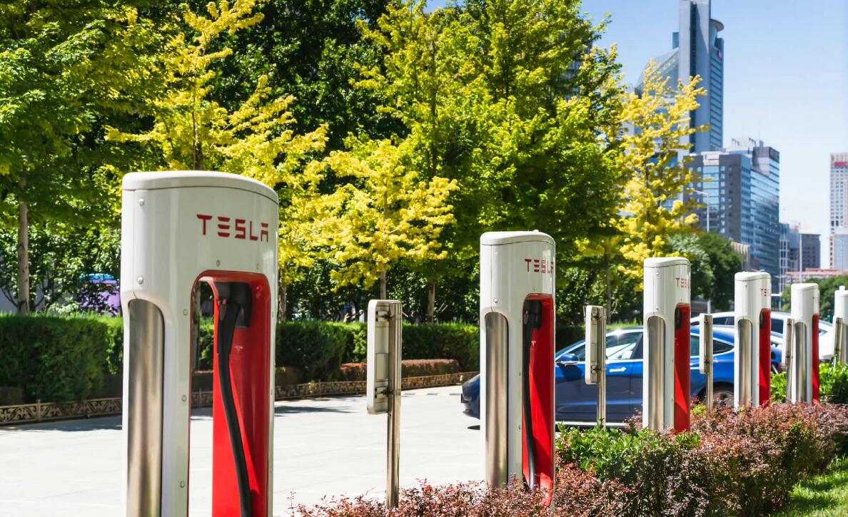Tesla now has over 1,300 Supercharger stations in Chinese mainland