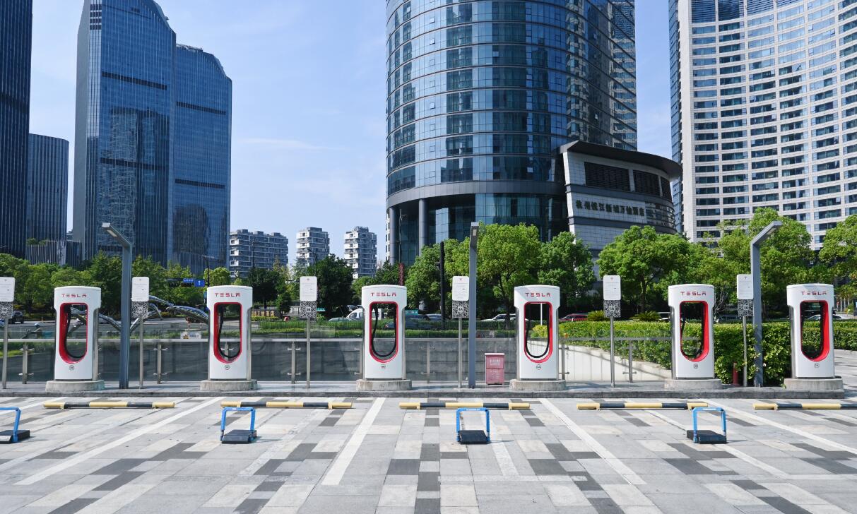 Tesla now has over 1,300 Supercharger stations in Chinese mainland