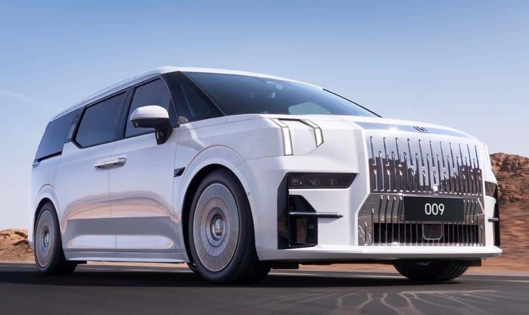 Zeekr delivers record 10,119 vehicles in Oct, up 22% from Sept