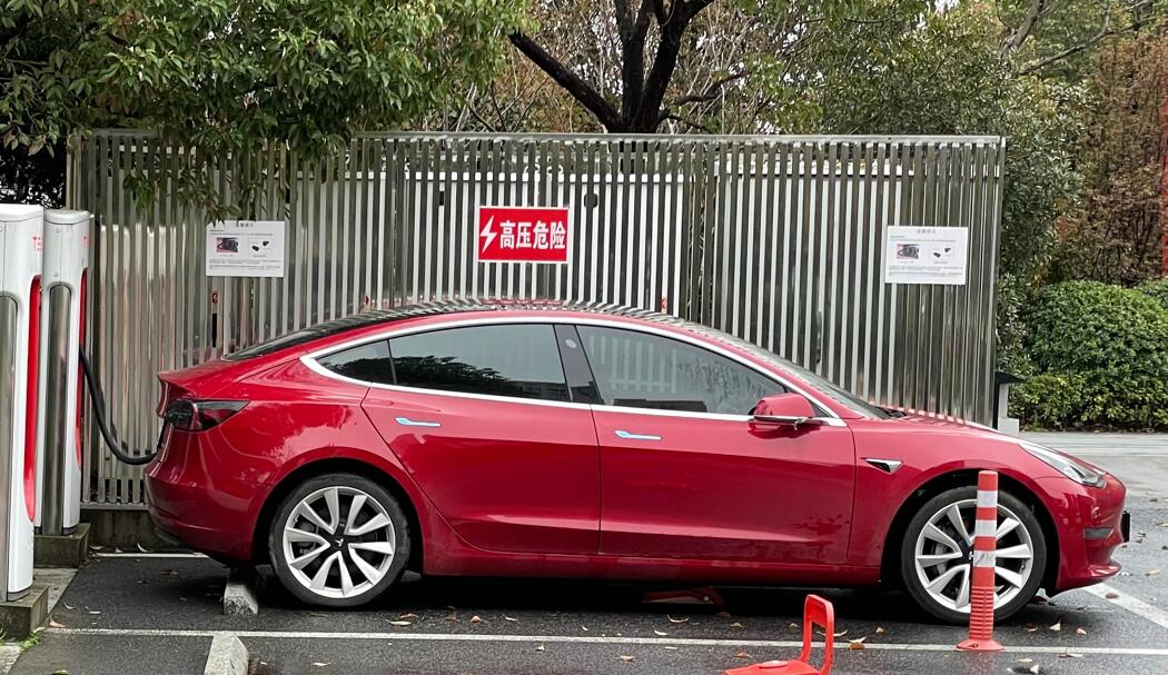 Musk says 'false' after Tesla rumored to have considered exporting EVs from Shanghai to US and Canada