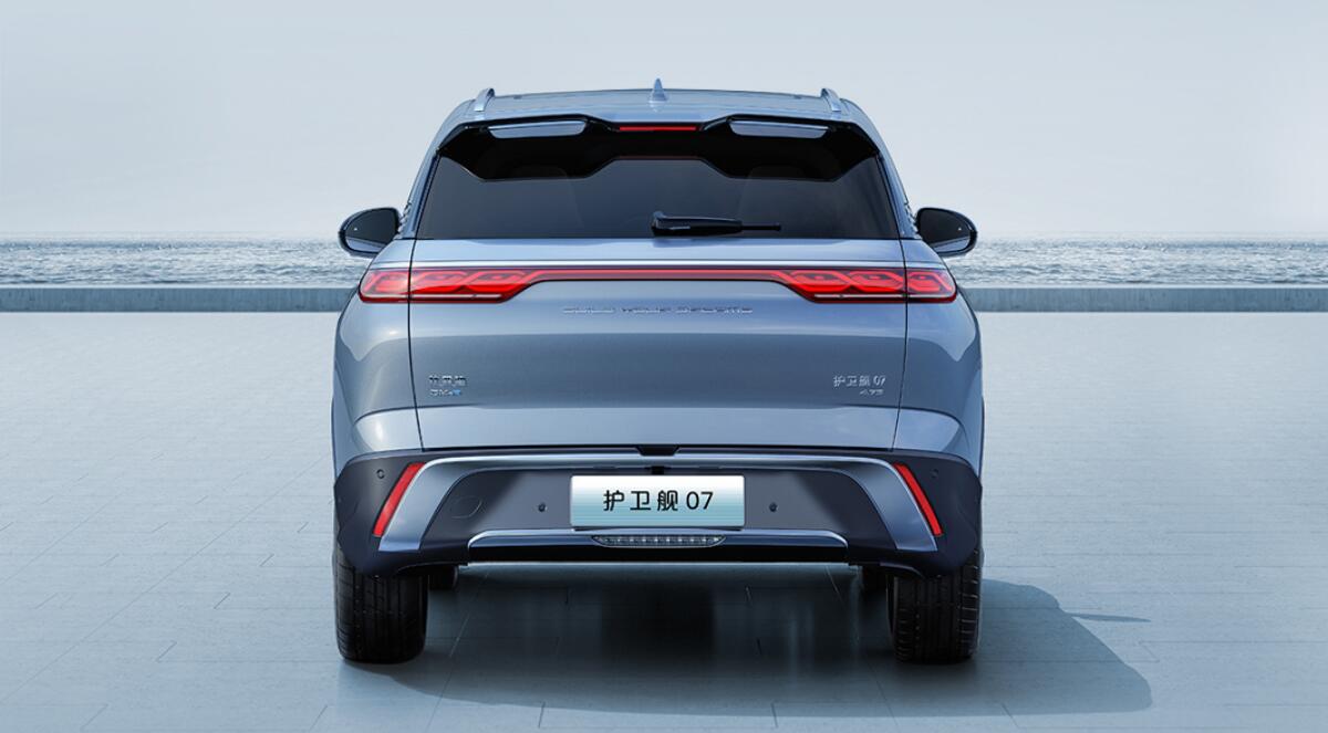 BYD officially launches Frigate 07, starting at ,140 after subsidies