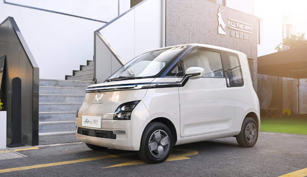Wuling's new mini car Air EV officially launched in China