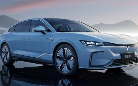 Voyah unveils its first sedan, offers selling points similar to Nio ET7