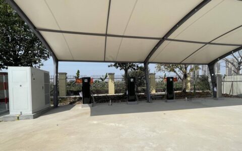 Li Auto spotted building 800 V high-voltage superchargers