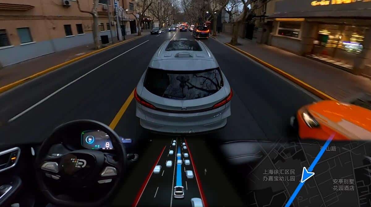 Alibaba-backed DeepRoute unveils self-driving solution that doesn't require HD maps