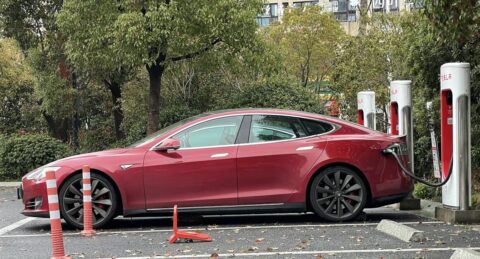 Tesla recalls 2,649 more imported Model S in China due to risk of frunk lid opening while driving