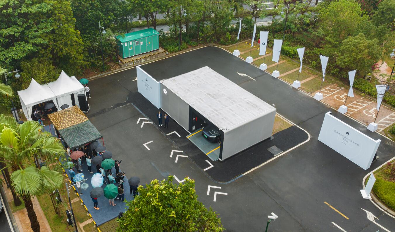 Nio's 3rd-gen swap station makes real-life debut as mass production nears
