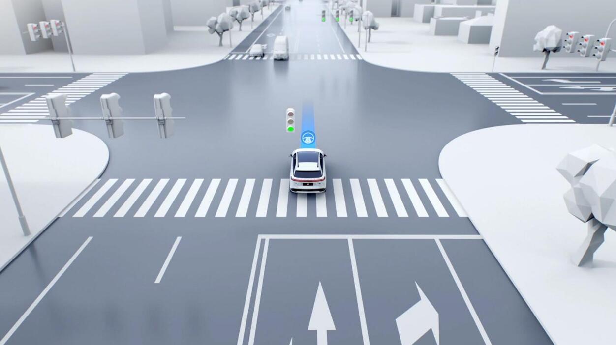 Xpeng sees new milestone in autonomous driving, rolls out Tesla FSD-like assisted driving capability to 2 flagship models