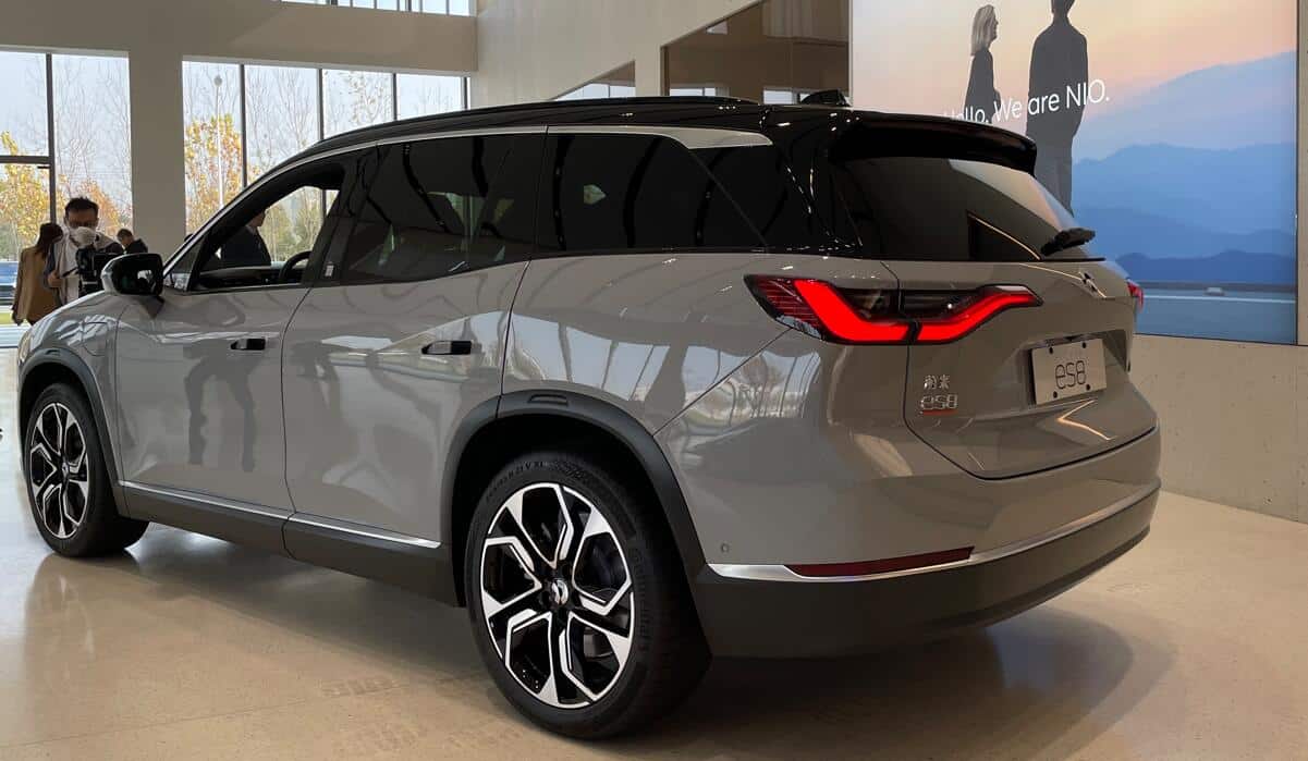 China auto sales sluggish on consumer sentiment, improvement expected in Q2, says Deutsche Bank