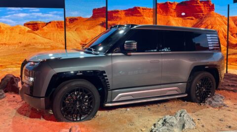 BYD Yangwang to start pre-sale of U8 off-road SUV on Apr 18