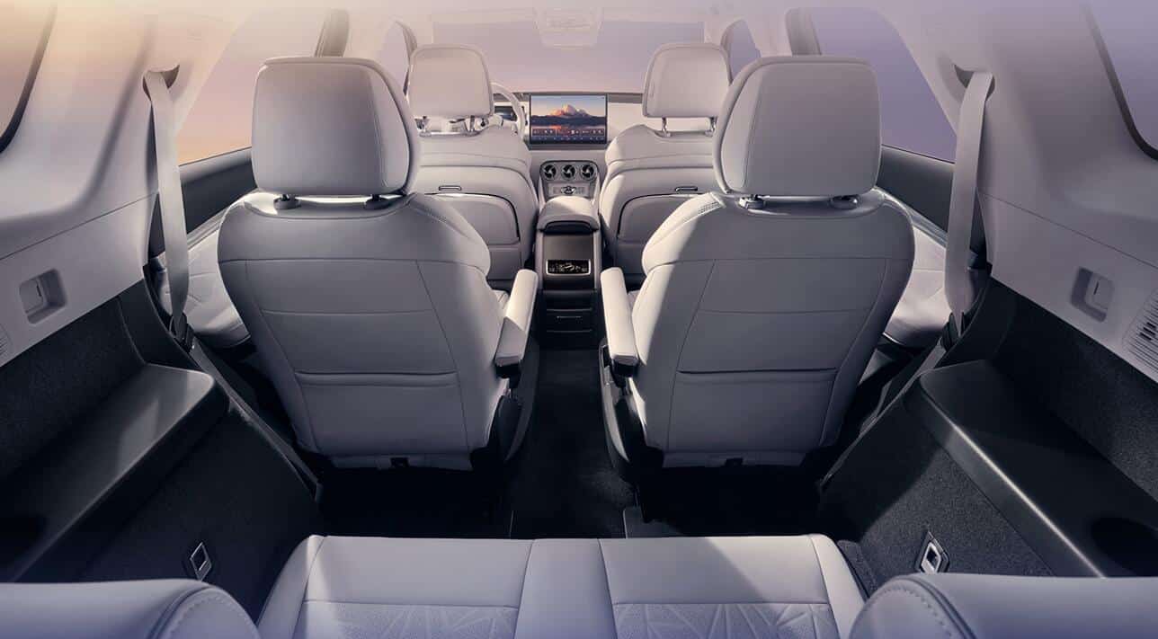 Denza shows interior details of new SUV N8