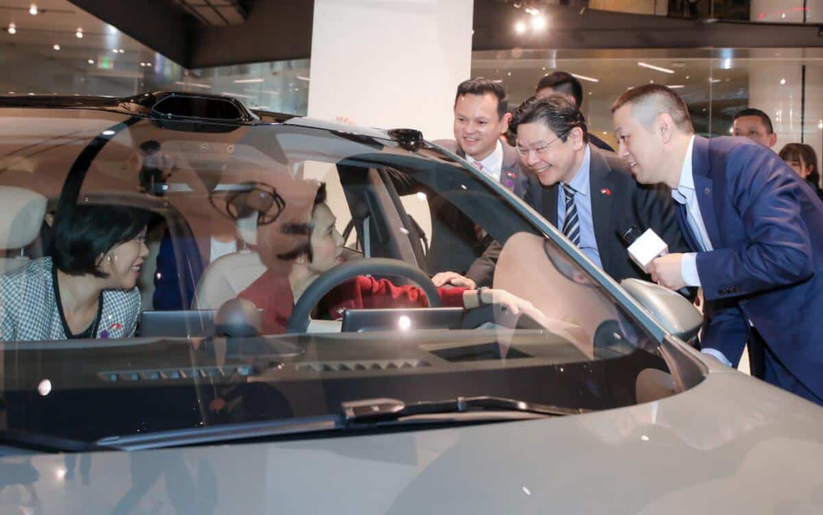 Singapore's deputy PM visits Nio House in Shanghai