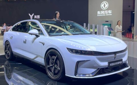 Voyah offers huge benefits for free for flagship sedan before delivery begins