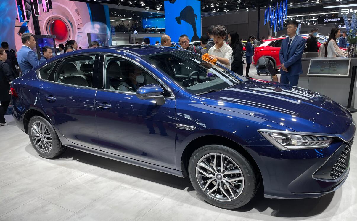 Price competition in China auto industry poised to ease in May, analysts say