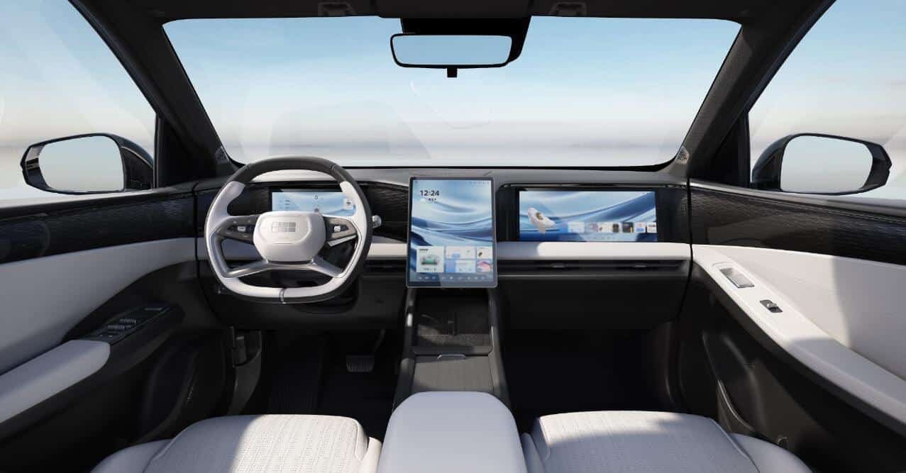 Geely launches 1st model L7 under Galaxy lineup to gain share in hybrid market