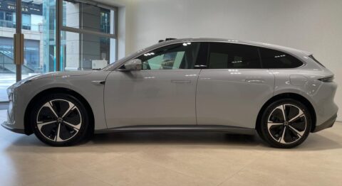 Store visit: First impression of Nio ET5 Touring