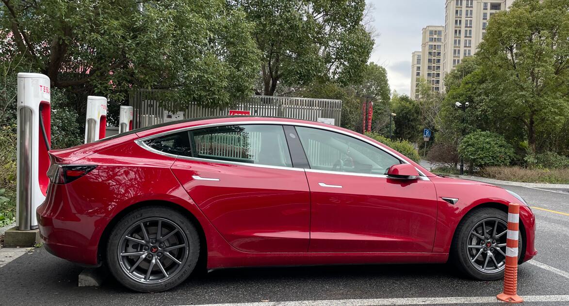 Tesla says rumors that FSD will start pilot run in Shanghai untrue