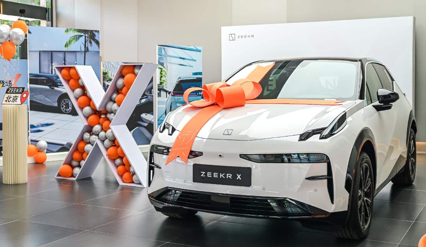 Zeekr begins deliveries of 3rd model, Zeekr X