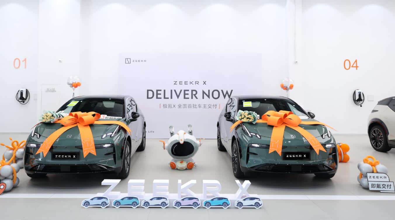 Zeekr begins deliveries of 3rd model, Zeekr X