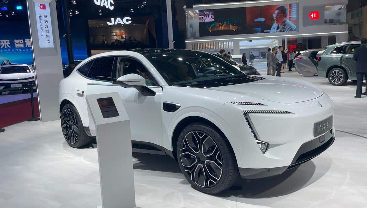 New patent hints BEV maker Avatr may launch models with combustion engines