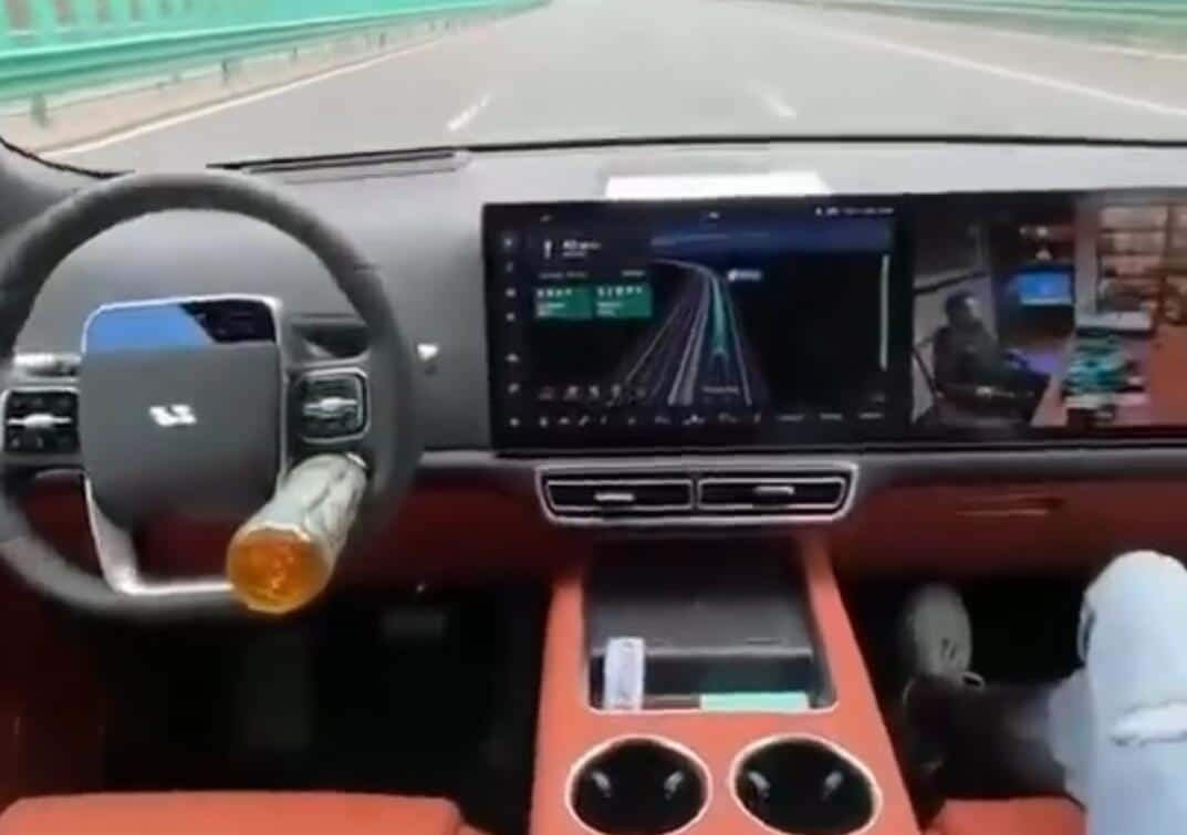 Li Auto becomes buzz topic as driver sits in passenger seat while letting vehicle drive itself on highway