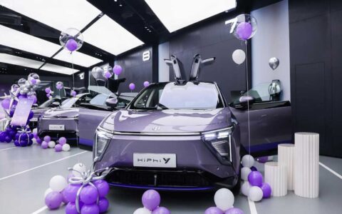 HiPhi starts delivering its cheapest model HiPhi Y