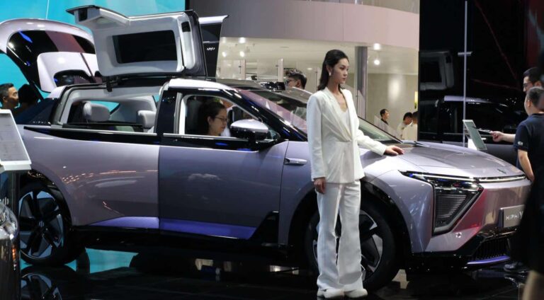 HiPhi raises prices of 2 HiPhi Y variants by $1,370 each