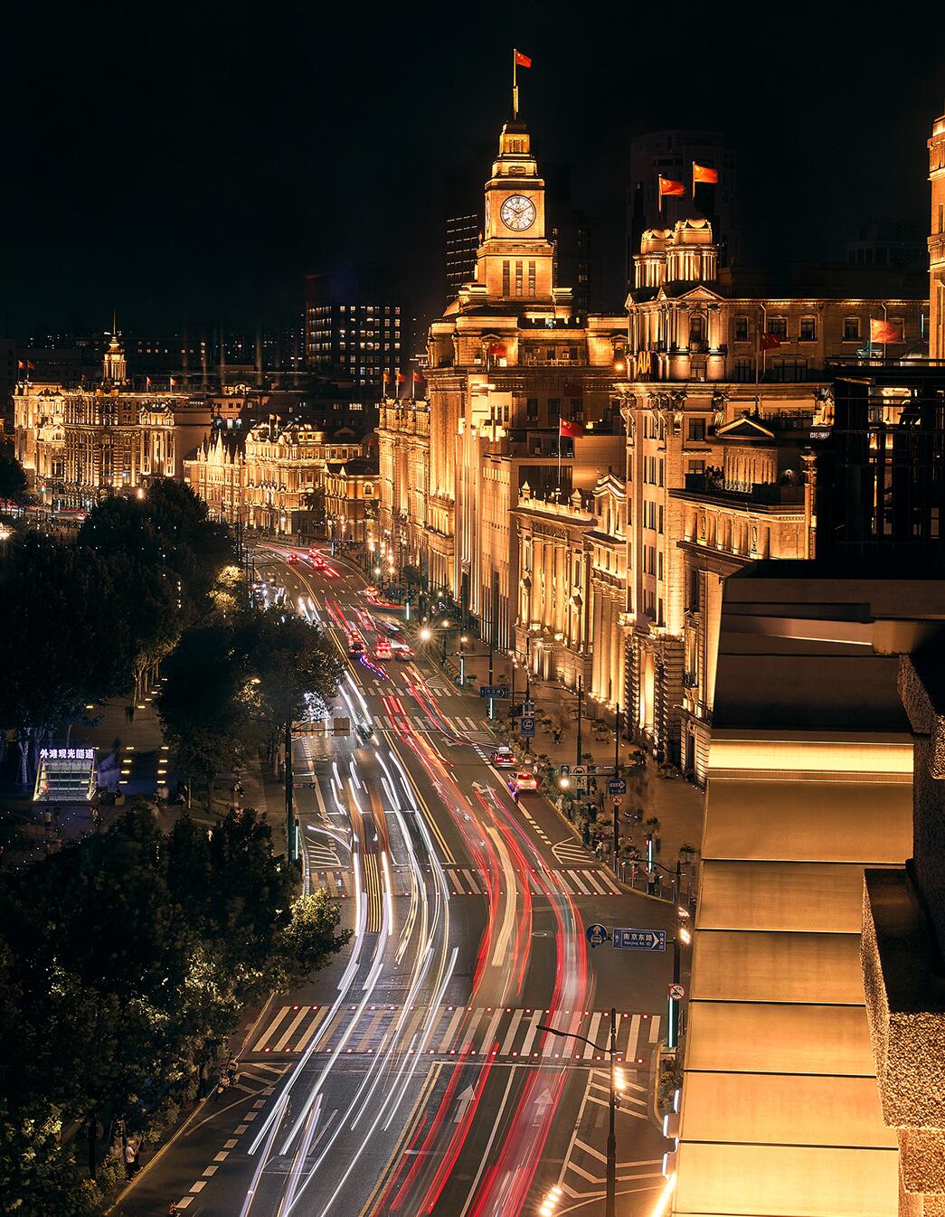 BYD Yangwang's 1st store opens in Shanghai, aims to have over 90 in China by year-end