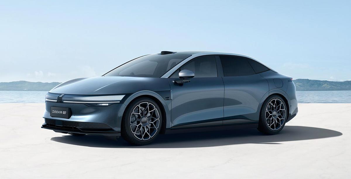 Zeekr reveals interior of Zeekr 007 electric sedan