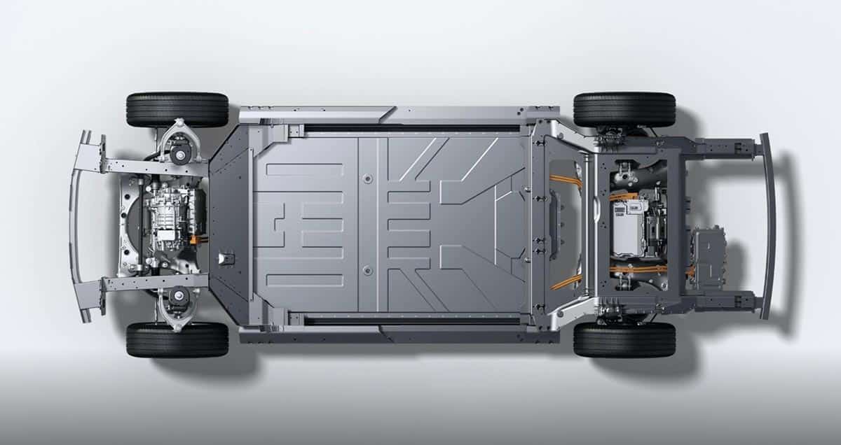 Li Auto officially unveils its 1st BEV Li Mega and starts pre-sales