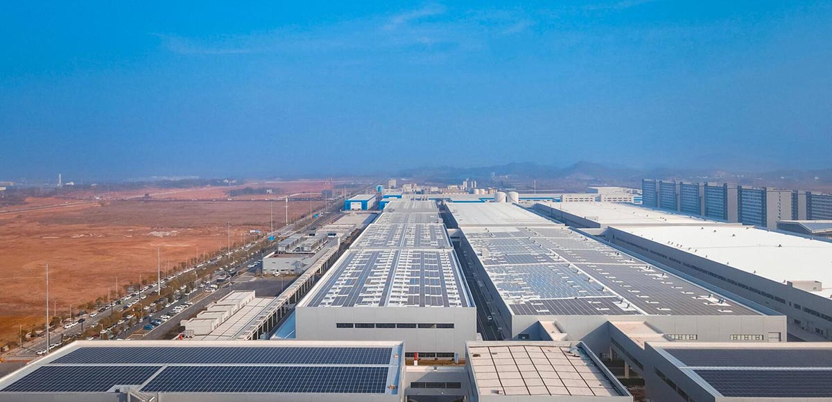 Zeekr unveils in-house developed battery with over 500 km range on 15-minute charge