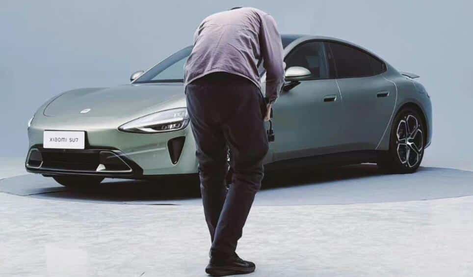 Xiaomi fires 3 auto business employees for unauthorized meetings with investment institutions