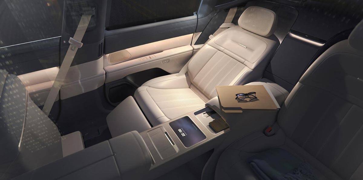 Nio unveils ET9 to take on Mercedes Maybach, deliveries to begin in Q1 2025