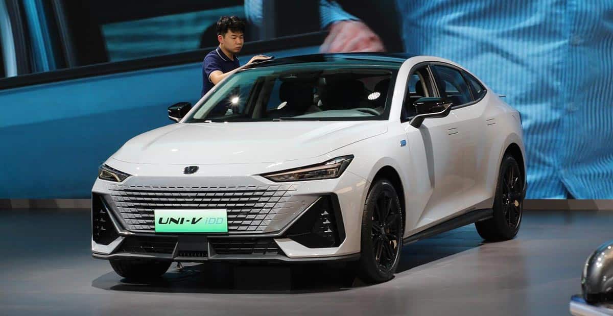 Changan, Ganfeng plan to set up JV to develop solid-state batteries