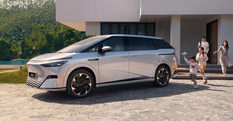 Xpeng officially launches X9 MPV with focus on families
