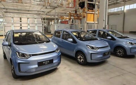 JAC's Yiwei brand starts delivering EVs equipped with sodium-ion batteries