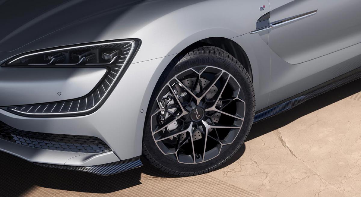 BYD Yangwang reveals 1st sedan U7, to be priced around RMB 1 million