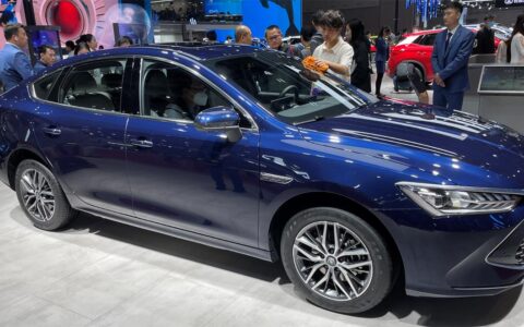 BYD to stop producing pouch batteries for its PHEVs over leak concerns, report says