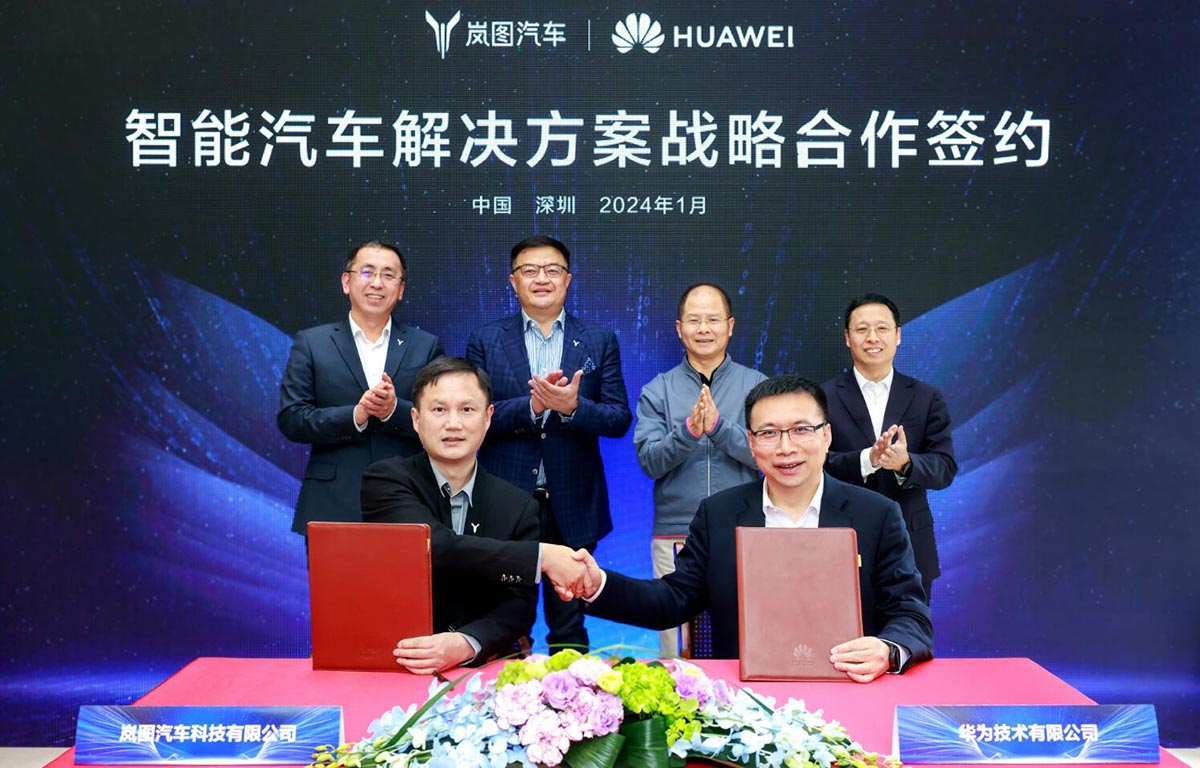Dongfeng's NEV brand Voyah strikes strategic partnership with Huawei