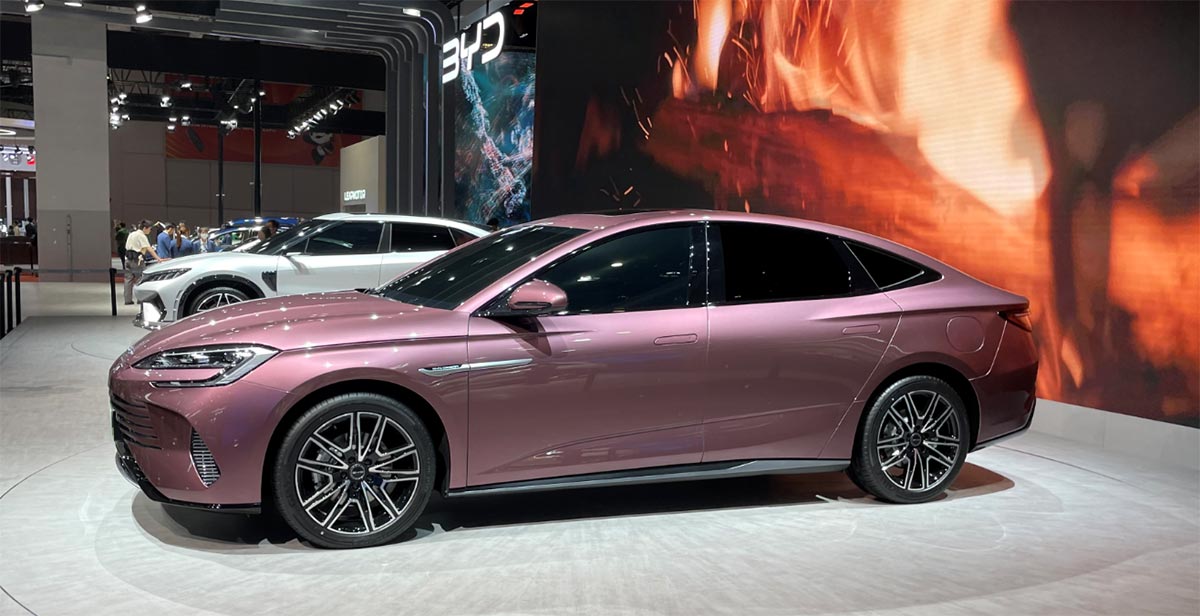 BYD plans to open over a dozen outlets in Singapore and Philippines in 2024