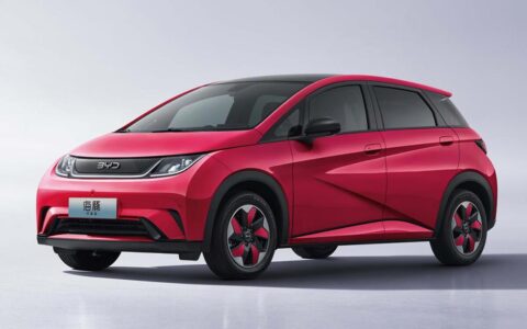 BYD launches refreshed Dolphin, reducing starting price by 15%