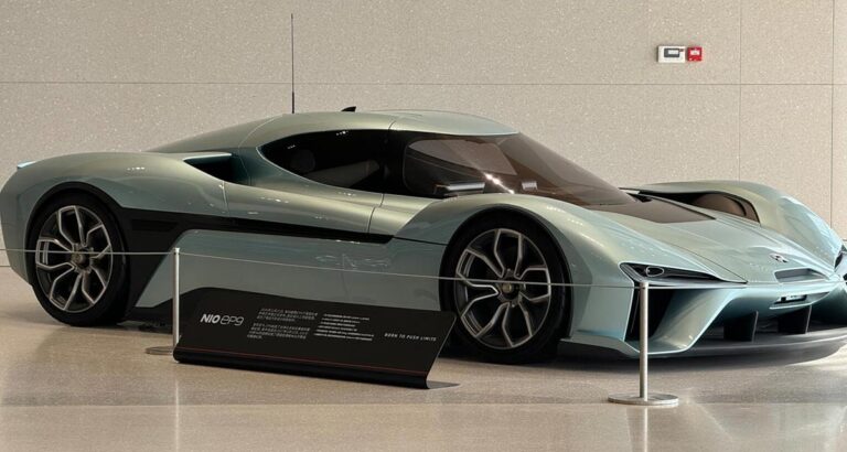 Chinese EV makers' CEOs react to Apple's reported ditching of EV effort