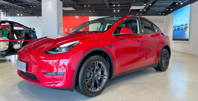 Tesla raises Model Y full lineup price by $690 in China