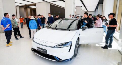 Luxeed S7 expected to deliver over 4,500 units in Apr, says Huawei's Richard Yu