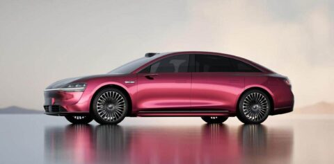 Huawei-BAIC joint brand Stelato unveils 1st model S9 at Beijing auto show