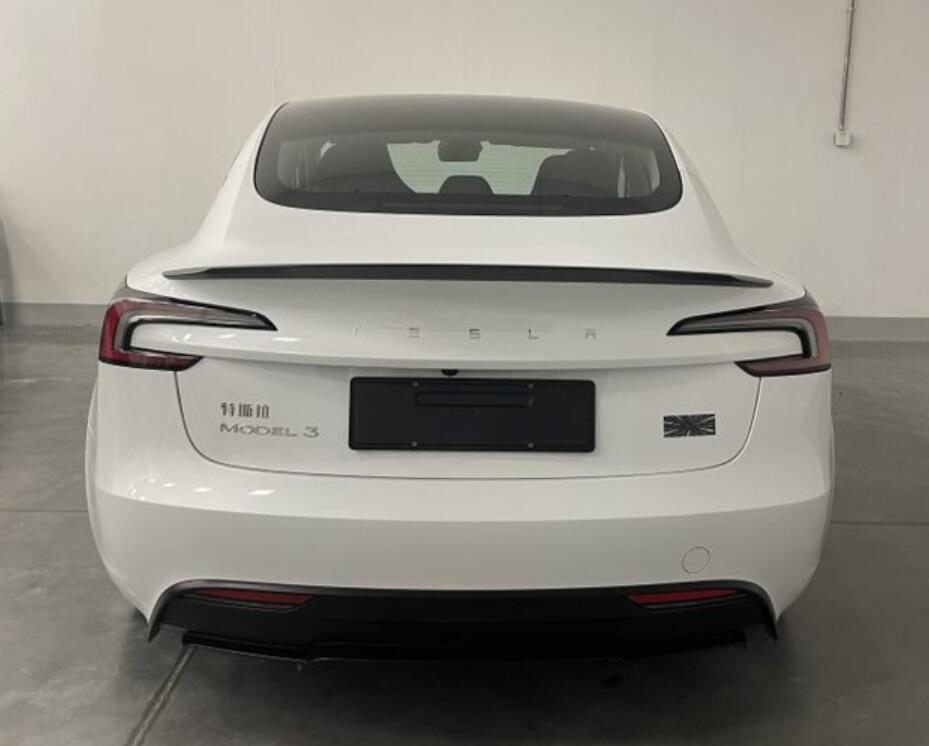 Tesla files for updated Model 3 Performance in China