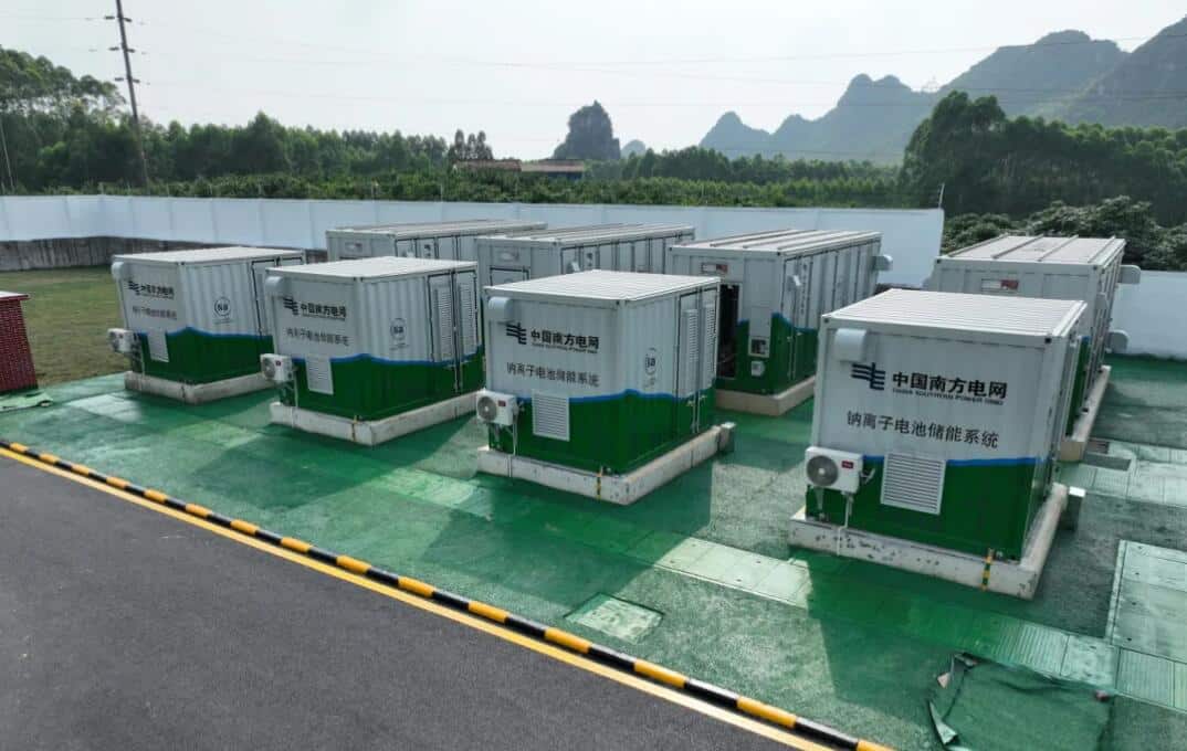China's 1st large-scale sodium battery energy storage station put into operation